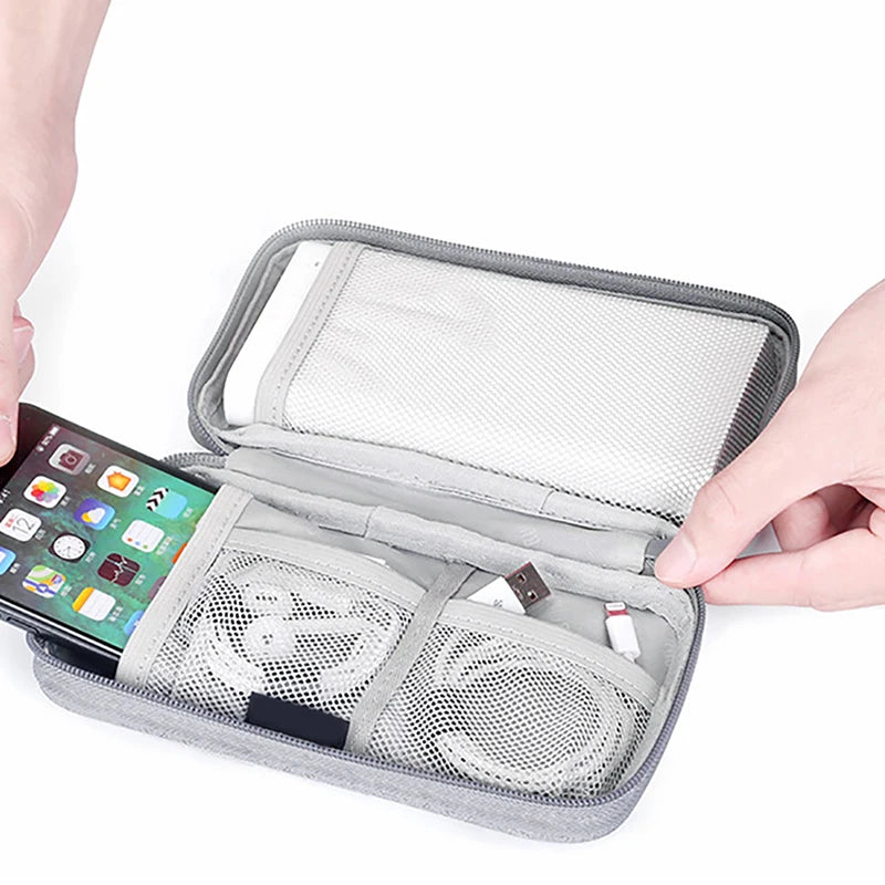 Organized Travel Kit + 360° Pillow
