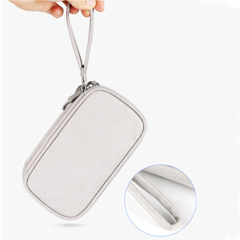 Organized Travel Kit + 360° Pillow
