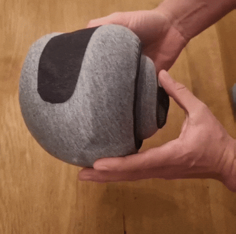 Organized Travel Kit + 360° Pillow