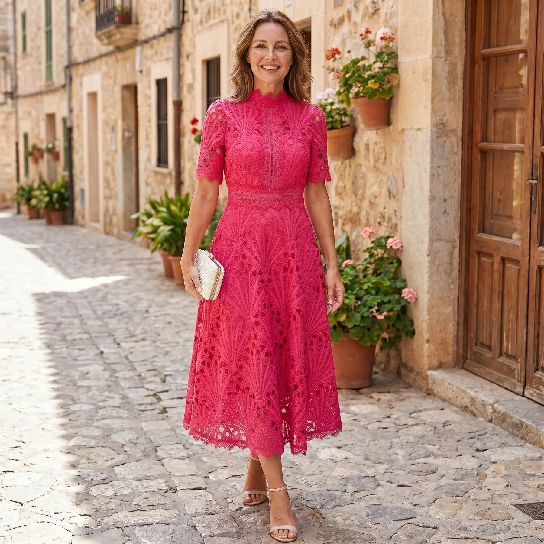 Paola | Sofisticado vestido midi de encaje con cuello alto